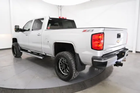 More photos of 2016 Chevrolet Silverado 2500HD LTZ at Chillicothe Truck, OH