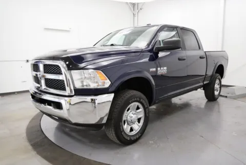 More photos of 2018 Ram 2500 SLT at Chillicothe Truck, OH