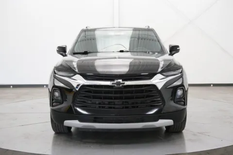 Photos of 2022 Chevrolet Blazer LT for sale in Chillicothe, OH at Chillicothe Truck