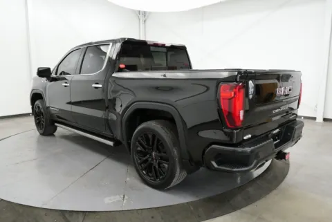 More photos of 2020 GMC Sierra 1500 Denali at Chillicothe Truck, OH