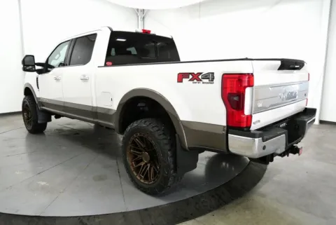 More photos of 2017 Ford F-350SD King Ranch at Chillicothe Truck, OH