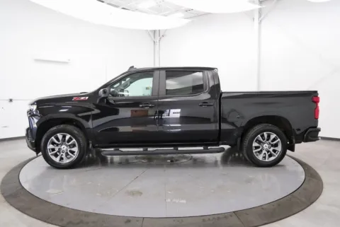 More photos of 2022 Chevrolet Silverado 1500 LTD RST at Chillicothe Truck, OH