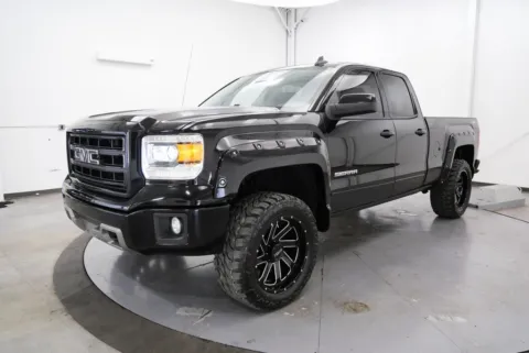 Another view of 2015 GMC Sierra 1500 for sale in Chillicothe, OH at Chillicothe Truck