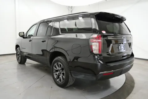 More photos of 2022 Chevrolet Suburban Z71 at Chillicothe Truck, OH