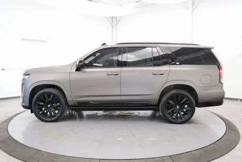 More photos of 2021 Cadillac Escalade Sport at Chillicothe Truck, OH