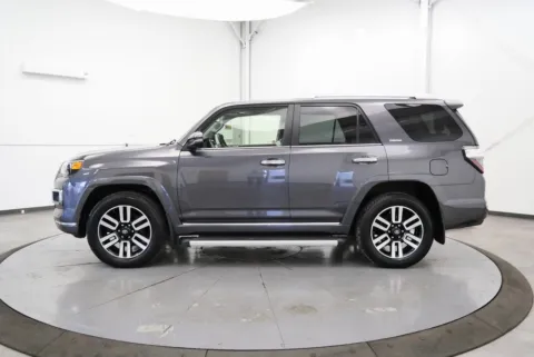 More photos of 2020 Toyota 4Runner Limited at Chillicothe Truck, OH