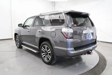 More photos of 2020 Toyota 4Runner Limited at Chillicothe Truck, OH
