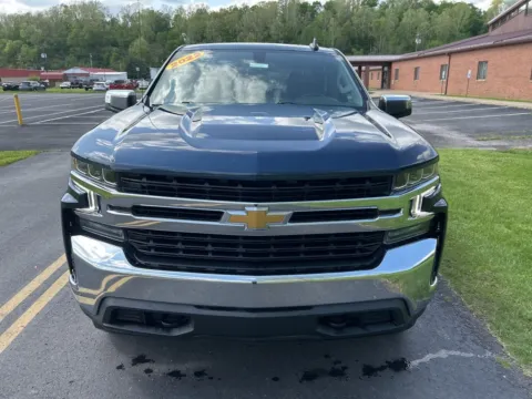 Photos of 2022 Chevrolet Silverado 1500 LTD LT for sale in Chillicothe, OH at Chillicothe Truck
