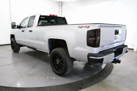 More photos of 2015 Chevrolet Silverado 2500HD LT at Chillicothe Truck, OH