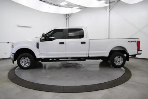 More photos of 2019 Ford F-350SD XL at Chillicothe Truck, OH