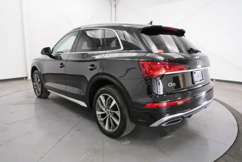 More photos of 2022 Audi Q5 45 S line Premium at Chillicothe Truck, OH