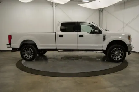 More photos of 2018 Ford F-250SD at Chillicothe Truck, OH