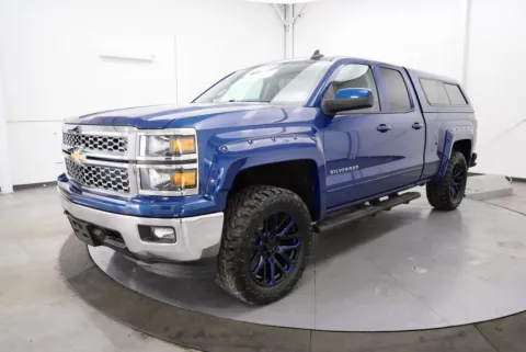 Another view of 2015 Chevrolet Silverado 1500 LT for sale in Chillicothe, OH at Chillicothe Truck