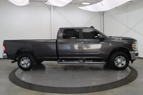 More photos of 2021 Ram 3500 Big Horn at Chillicothe Truck, OH