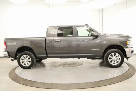 More photos of 2019 Ram 2500 Big Horn at Chillicothe Truck, OH
