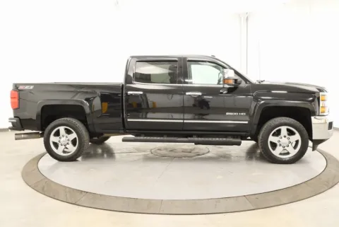 More photos of 2016 Chevrolet Silverado 2500HD LTZ at Chillicothe Truck, OH