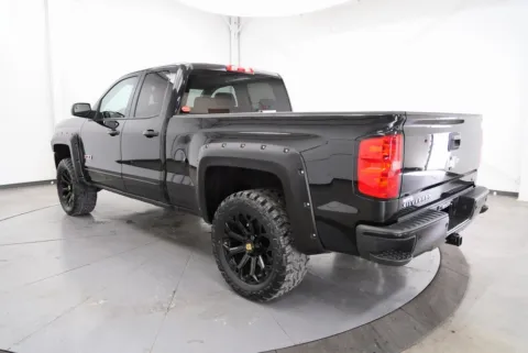 More photos of 2016 Chevrolet Silverado 1500 LT at Chillicothe Truck, OH