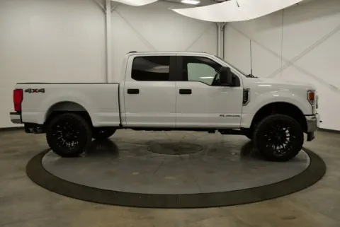 More photos of 2022 Ford F-250SD XL at Chillicothe Truck, OH
