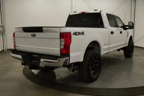 More photos of 2022 Ford F-250SD XL at Chillicothe Truck, OH