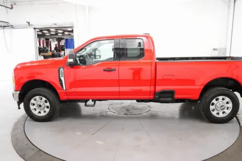 More photos of 2023 Ford F-250SD XLT at Chillicothe Truck, OH