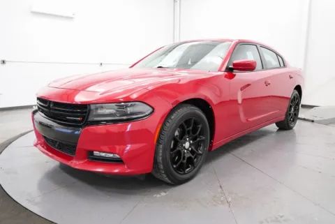 Another view of 2015 Dodge Charger SXT for sale in Chillicothe, OH at Chillicothe Truck