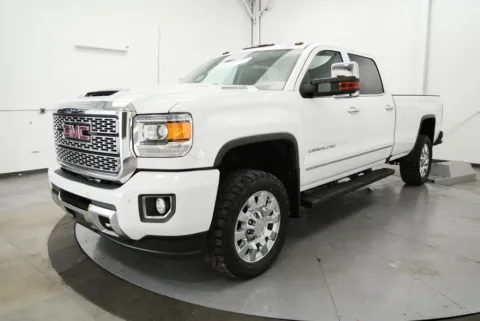 Another view of 2019 GMC Sierra 3500HD Denali for sale in Chillicothe, OH at Chillicothe Truck