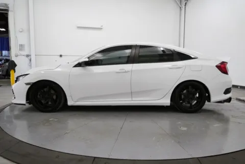 More photos of 2017 Honda Civic Si at Chillicothe Truck, OH