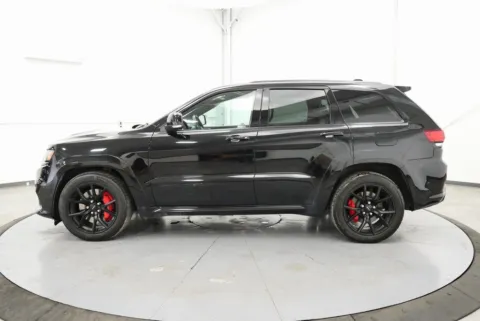 More photos of 2020 Jeep Grand Cherokee SRT at Chillicothe Truck, OH