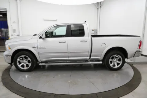 More photos of 2016 Ram 1500 Laramie at Chillicothe Truck, OH
