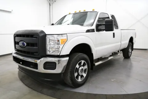 Another view of 2015 Ford F-350SD for sale in Chillicothe, OH at Chillicothe Truck