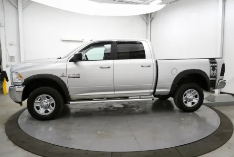 More photos of 2018 Ram 2500 SLT at Chillicothe Truck, OH