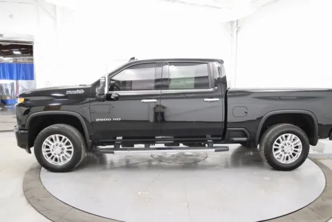 More photos of 2020 Chevrolet Silverado 2500HD High Country at Chillicothe Truck, OH