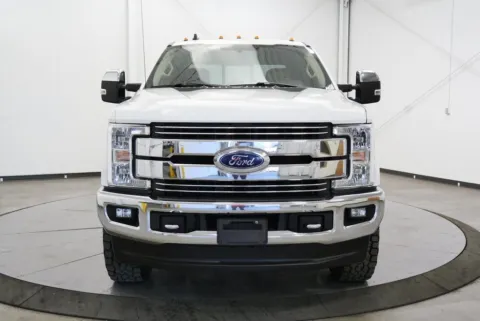 Photos of 2019 Ford F-350SD Lariat for sale in Chillicothe, OH at Chillicothe Truck
