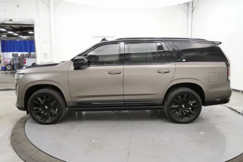 More photos of 2021 Cadillac Escalade Sport at Chillicothe Truck, OH