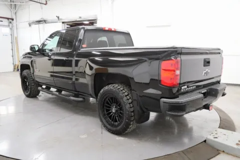 More photos of 2015 Chevrolet Silverado 1500 LT at Chillicothe Truck, OH