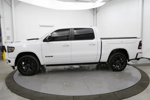 More photos of 2021 Ram 1500 Limited at Chillicothe Truck, OH