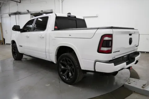 More photos of 2021 Ram 1500 Limited at Chillicothe Truck, OH