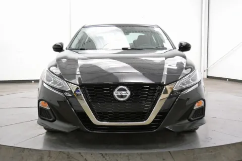 Photos of 2021 Nissan Altima 2.5 SR for sale in Chillicothe, OH at Chillicothe Truck