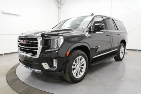Another view of 2021 GMC Yukon SLT for sale in Chillicothe, OH at Chillicothe Truck