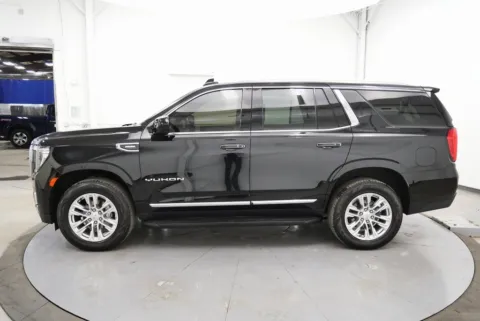 More photos of 2021 GMC Yukon SLT at Chillicothe Truck, OH