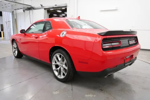 More photos of 2023 Dodge Challenger SXT at Chillicothe Truck, OH