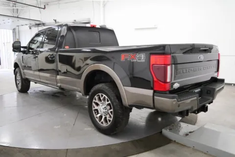 More photos of 2022 Ford F-350SD King Ranch at Chillicothe Truck, OH