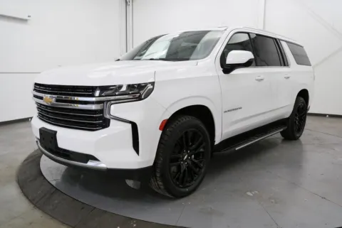 Another view of 2021 Chevrolet Suburban LT for sale in Chillicothe, OH at Chillicothe Truck