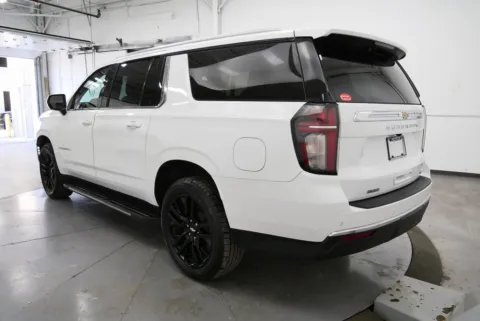 More photos of 2021 Chevrolet Suburban LT at Chillicothe Truck, OH