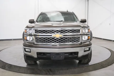 Photos of 2015 Chevrolet Silverado 1500 LT for sale in Chillicothe, OH at Chillicothe Truck