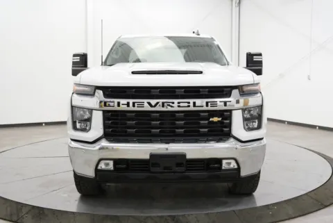 Photos of 2022 Chevrolet Silverado 2500HD LT for sale in Chillicothe, OH at Chillicothe Truck