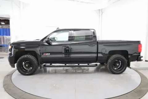 More photos of 2018 Chevrolet Silverado 1500 LTZ at Chillicothe Truck, OH