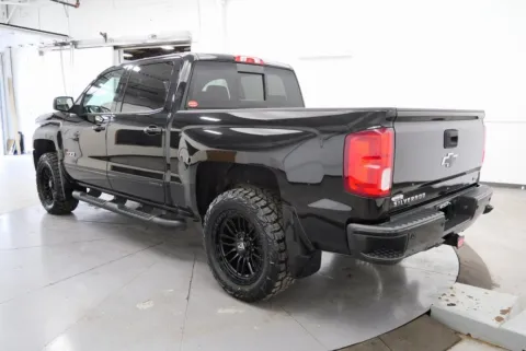 More photos of 2018 Chevrolet Silverado 1500 LTZ at Chillicothe Truck, OH