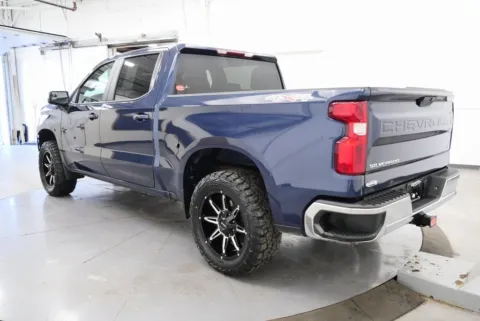 More photos of 2022 Chevrolet Silverado 1500 LTD LT at Chillicothe Truck, OH