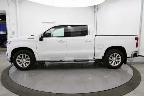 More photos of 2021 Chevrolet Silverado 1500 LTZ at Chillicothe Truck, OH
